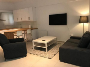 Apartment For 4 Ppl In N. Smirni